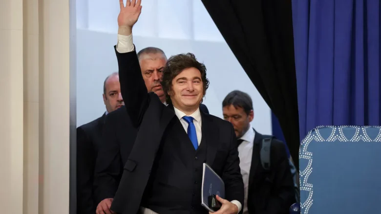 Javier Milei llegó a Perú: participará de la asunción de Keiko Fujimori
