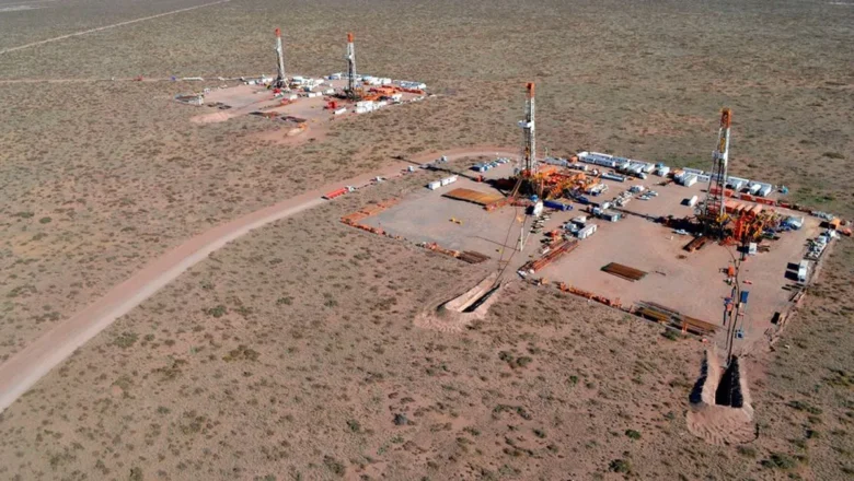 La balanza energética logró un superávit récord en el primer semestre