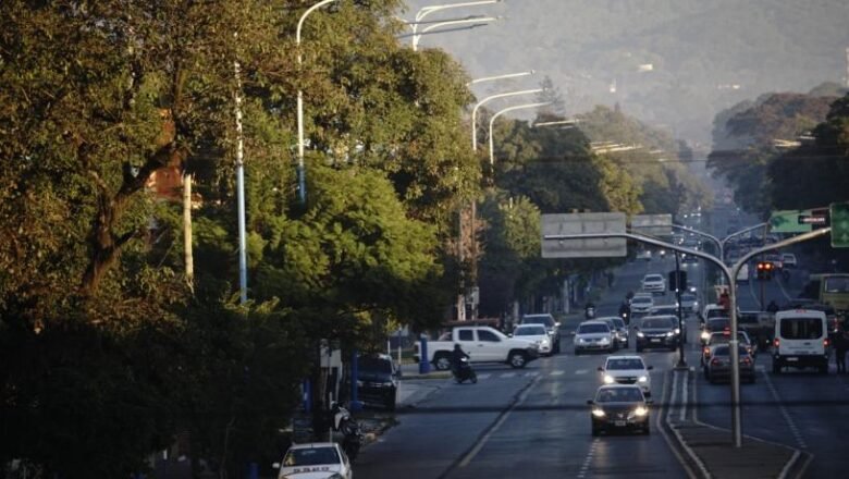 Rige una alerta por fuertes vientos en el oeste tucumano
