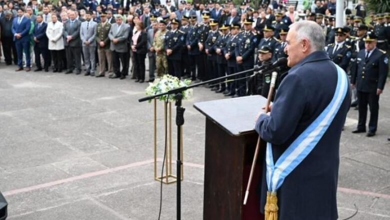 «Aquí, en Tucumán, nació el hombre que dio el ordenamiento para que el país pueda funcionar»: Jaldo, efusivo en el homenaje a Alberdi