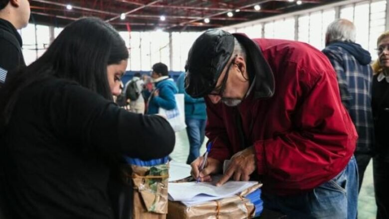 Avanza la entrega del boleto gratuito a jubilados para septiembre, octubre y noviembre